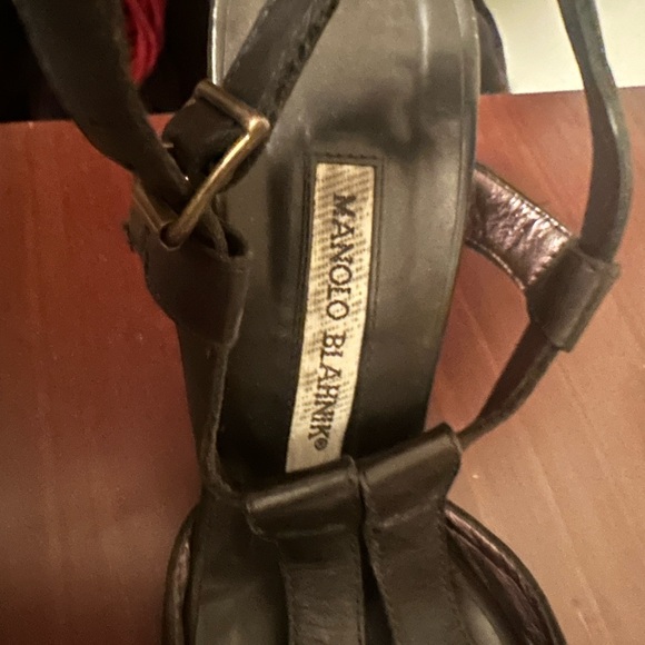 Authentic Manolo Blahnik heels - Picture 2 of 7